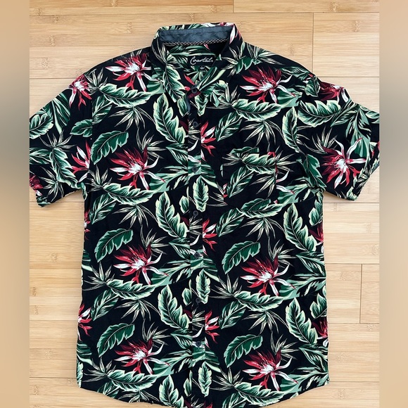 Shirt/Short Bundle - Picture 2 of 5